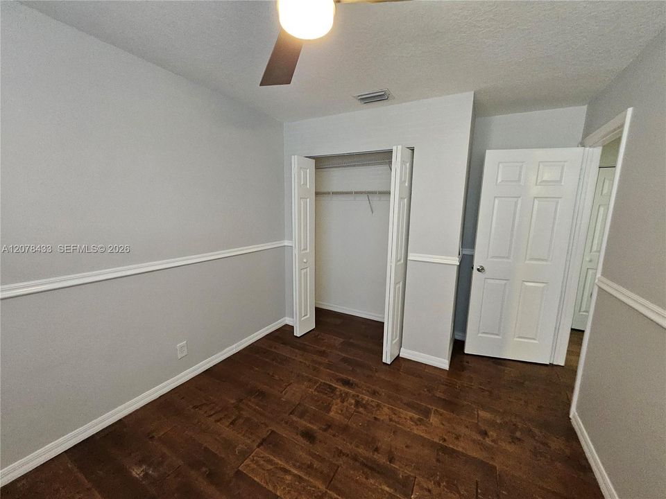 В аренду: $2,850 (3 спален, 2 ванн, 1700 Квадратных фут)