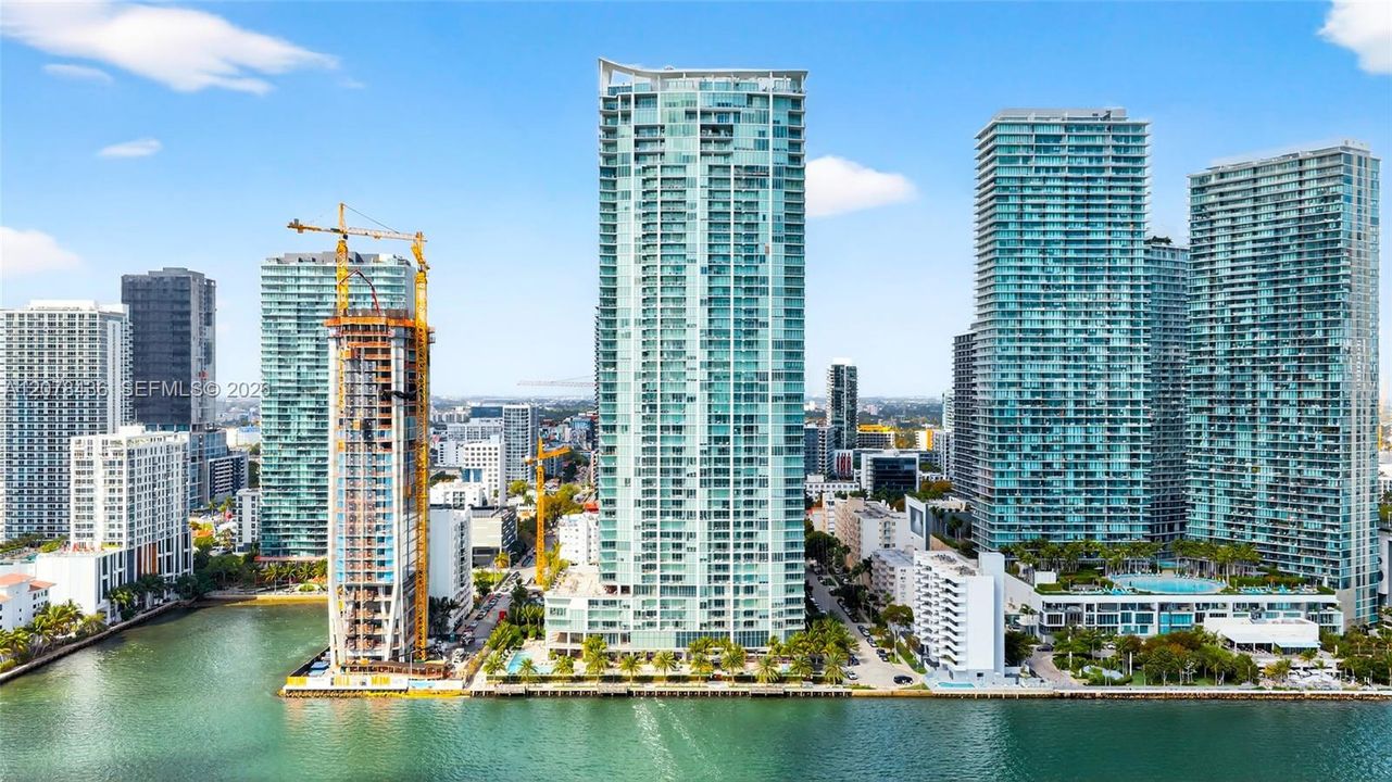 En Venta: $669,000 (1 camas, 2 baños, 944 Pies cuadrados)