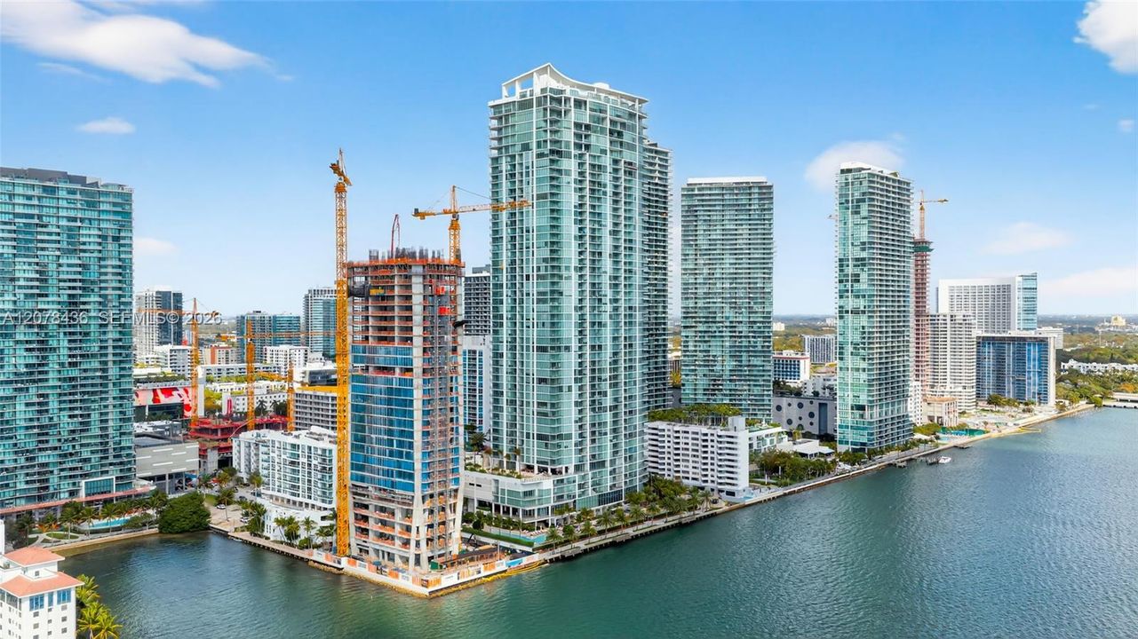 En Venta: $669,000 (1 camas, 2 baños, 944 Pies cuadrados)