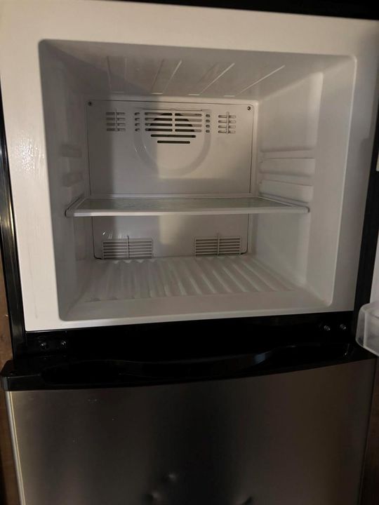 249 NE 45th ST - TRAILER - INSIDE10