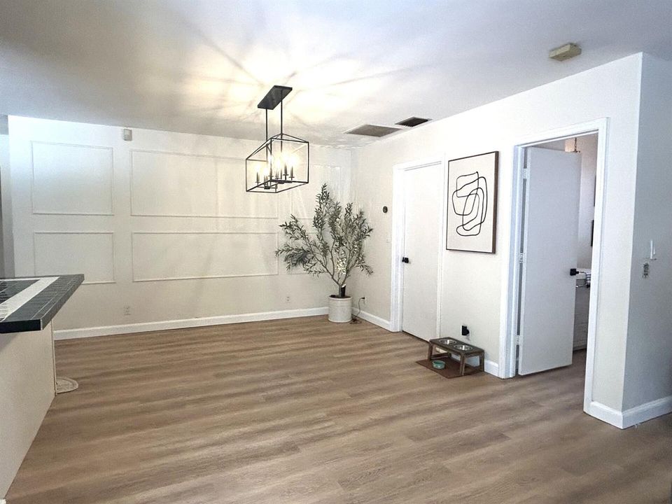 560 NEW Nook