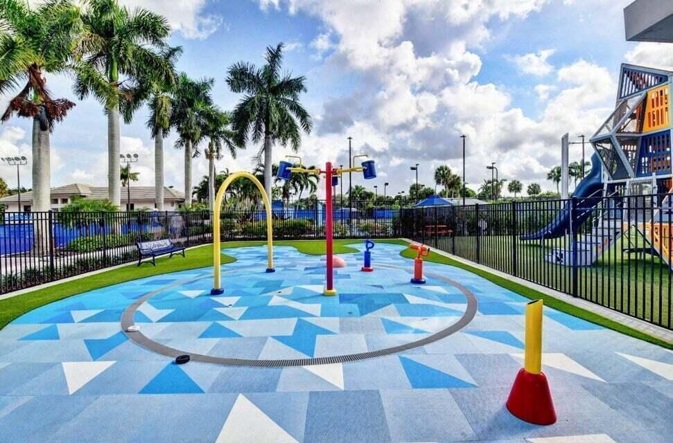 Boca Grove Community
