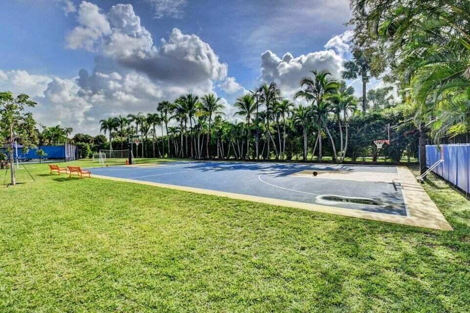 Boca Grove Community