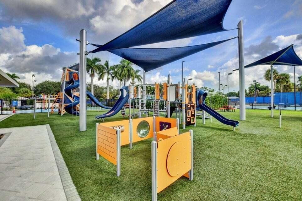 Boca Grove Community