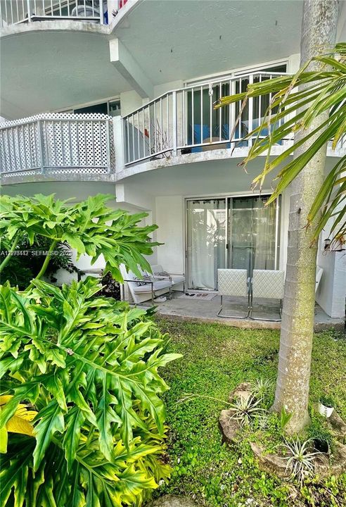 En Venta: $230,000 (2 camas, 2 baños, 1175 Pies cuadrados)