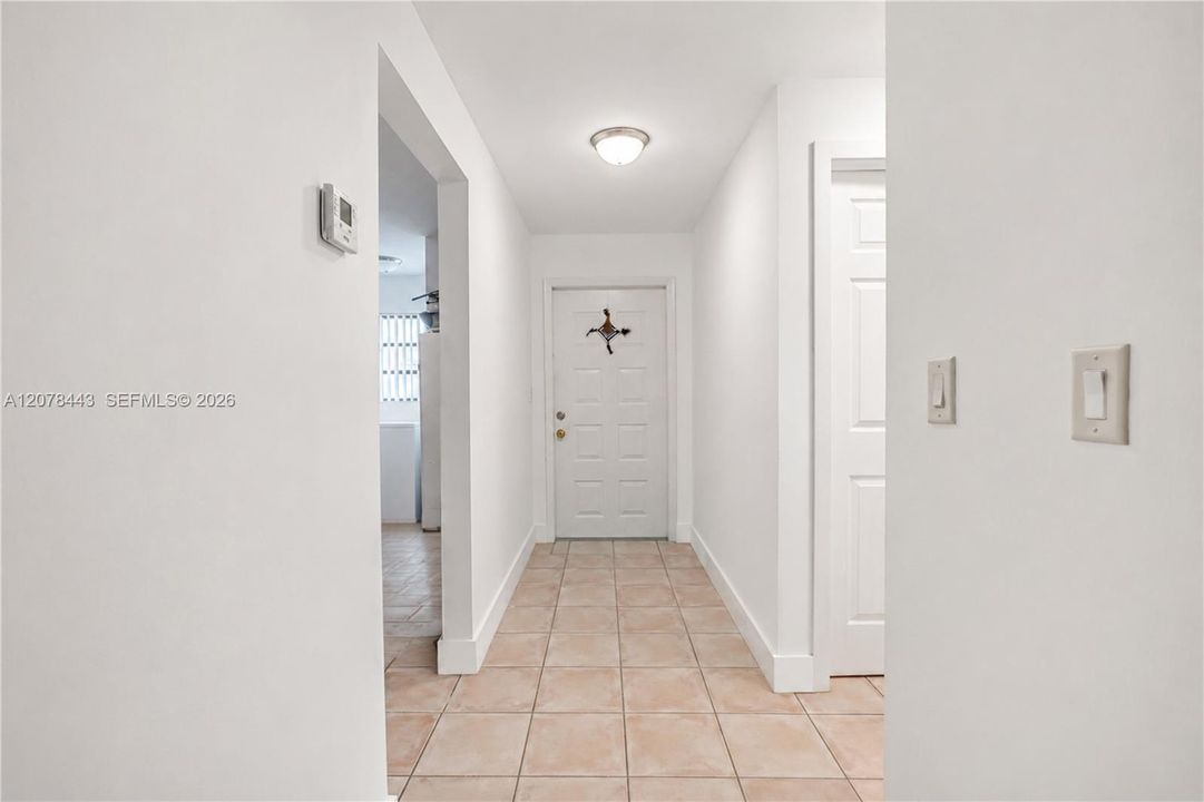 For Sale: $274,500 (2 beds, 2 baths, 1080 Square Feet)