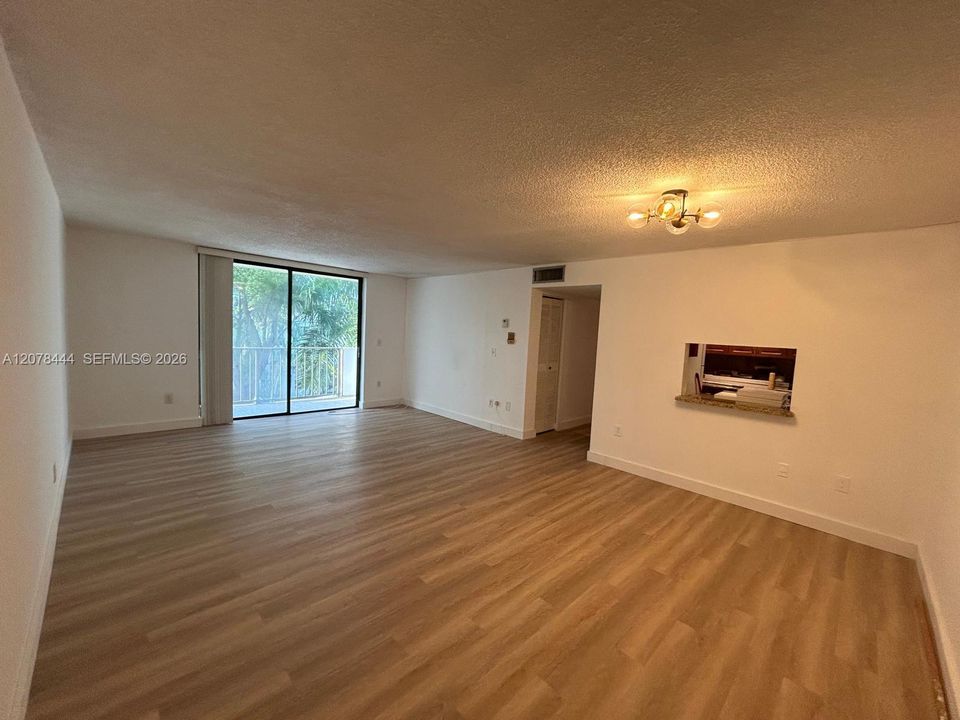 En Renta: $2,950 (2 camas, 2 baños, 880 Pies cuadrados)