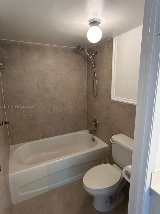 En Renta: $2,950 (2 camas, 2 baños, 880 Pies cuadrados)