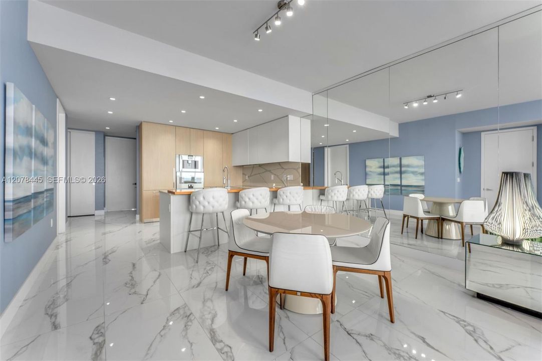 For Sale: $3,490,000 (2 beds, 2 baths, 1447 Square Feet)