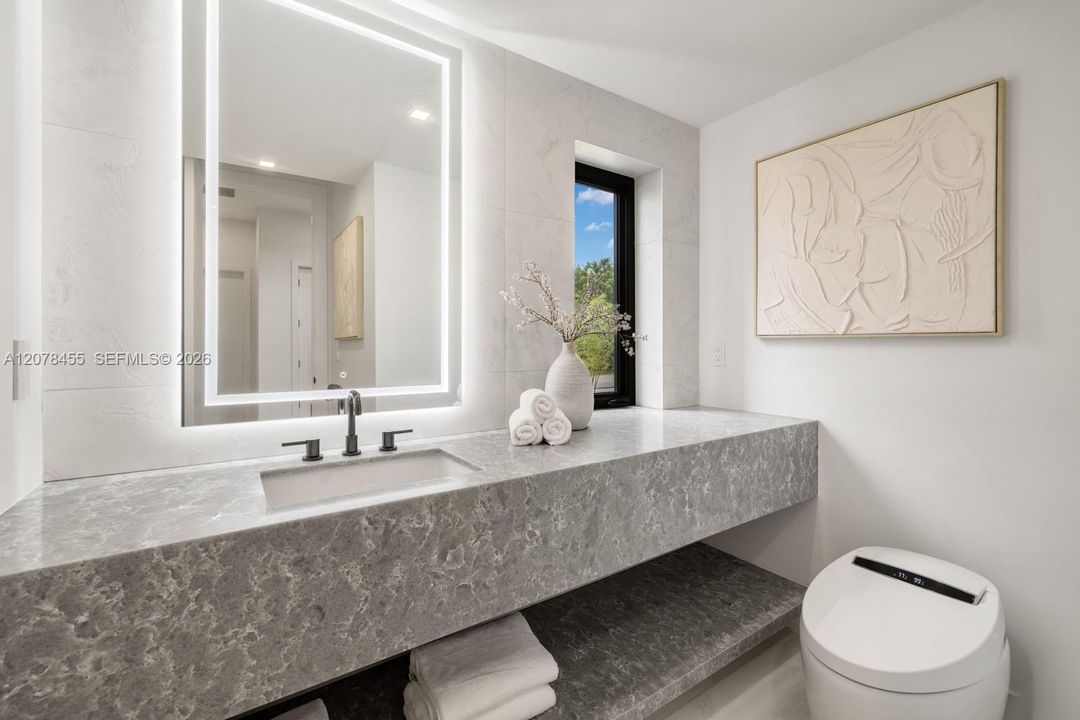 For Sale: $6,000,000 (6 beds, 5 baths, 4703 Square Feet)
