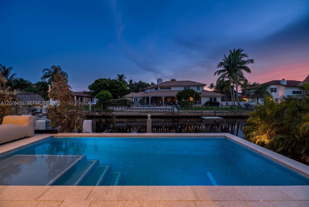 For Sale: $6,000,000 (6 beds, 5 baths, 4703 Square Feet)