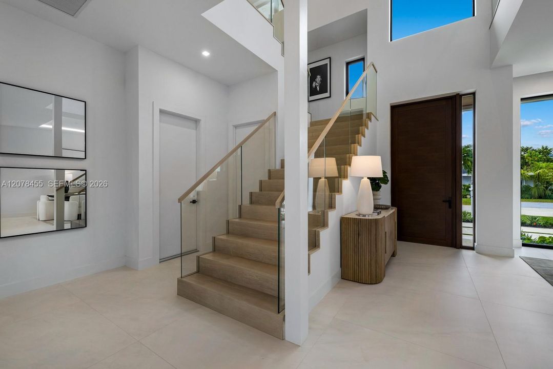 For Sale: $6,000,000 (6 beds, 5 baths, 4703 Square Feet)