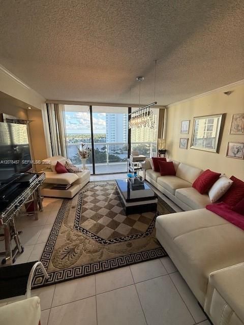 For Rent: $3,450 (2 beds, 2 baths, 1136 Square Feet)