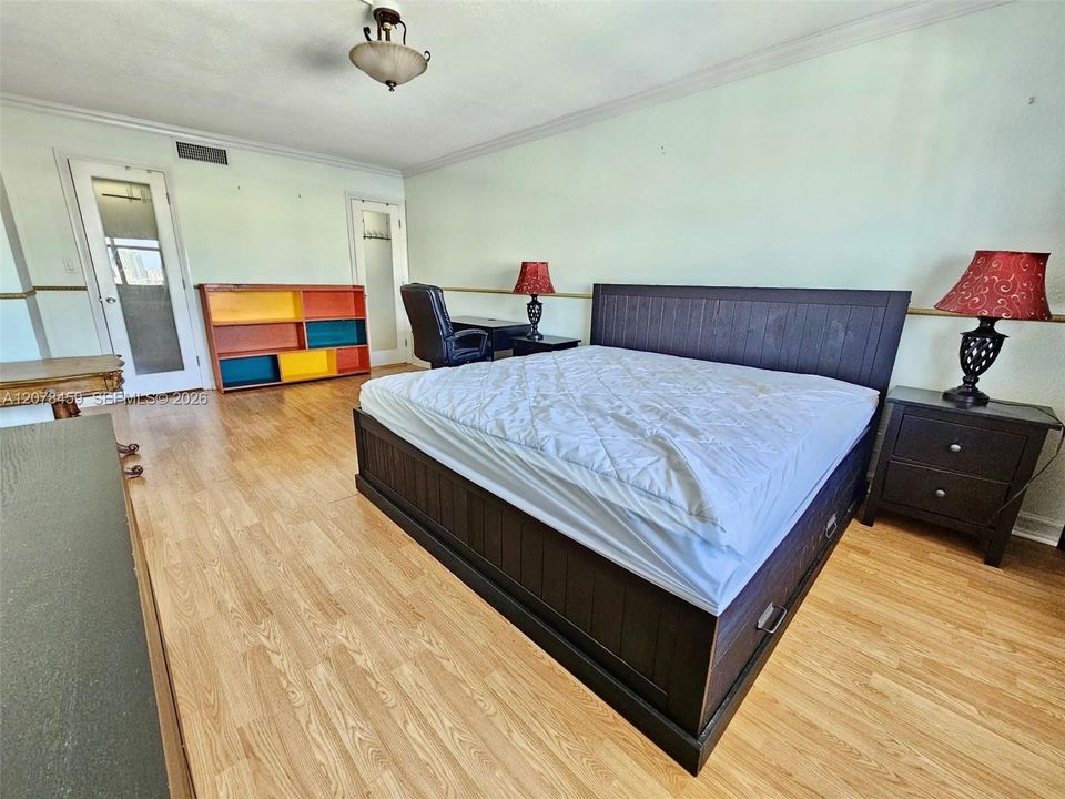 En Renta: $1,950 (2 camas, 2 baños, 1265 Pies cuadrados)