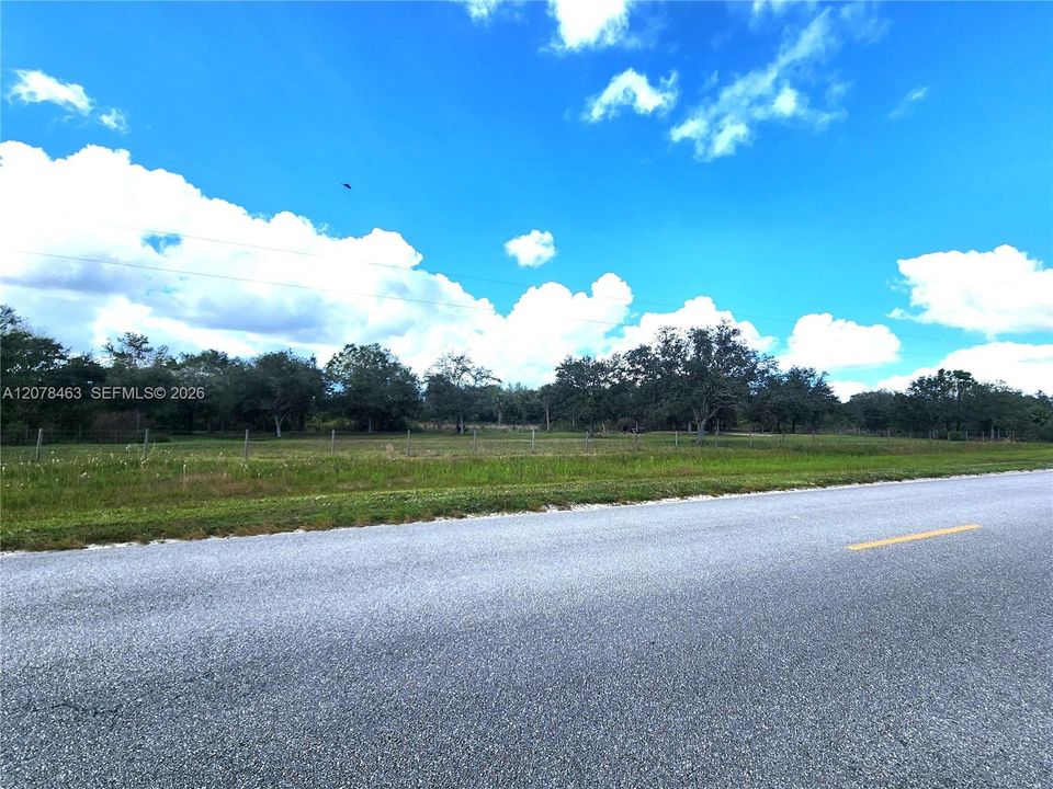 На продажу: $95,000 (1.25 acres)