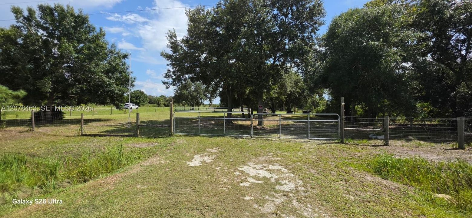 На продажу: $95,000 (1.25 acres)