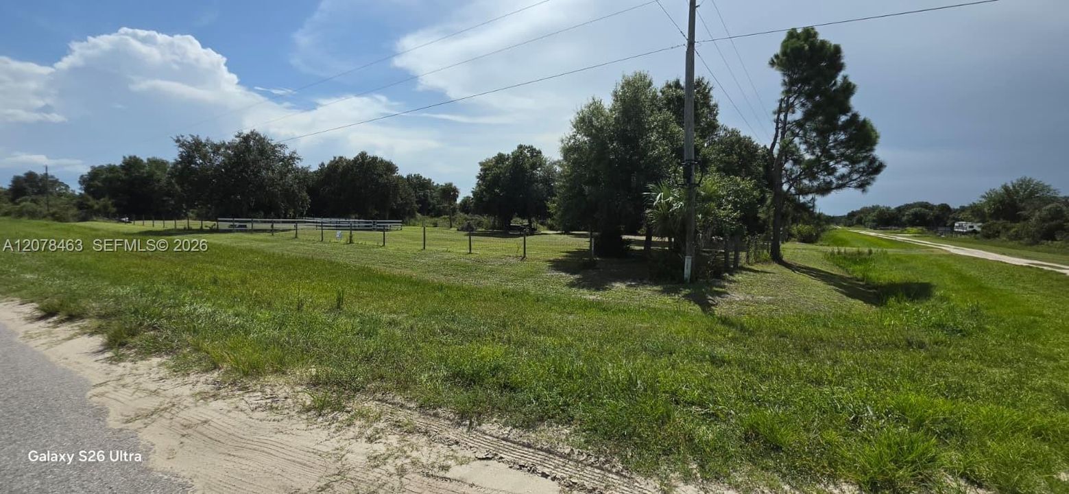 На продажу: $95,000 (1.25 acres)