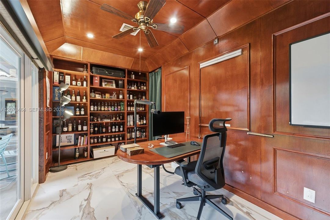 En Venta: $2,995,000 (3 camas, 3 baños, 2842 Pies cuadrados)