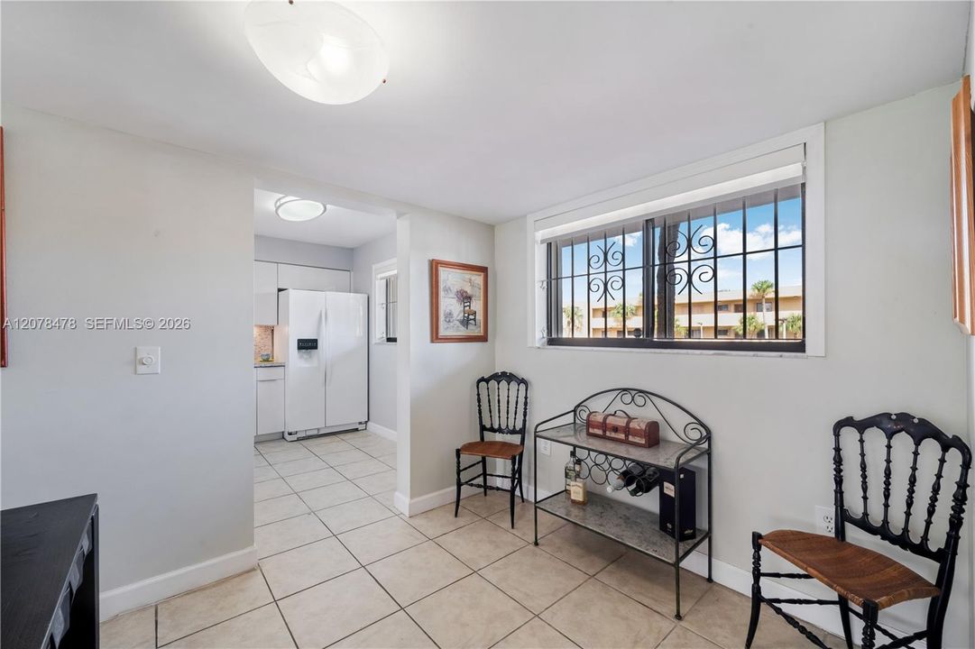 En Venta: $275,000 (2 camas, 2 baños, 985 Pies cuadrados)