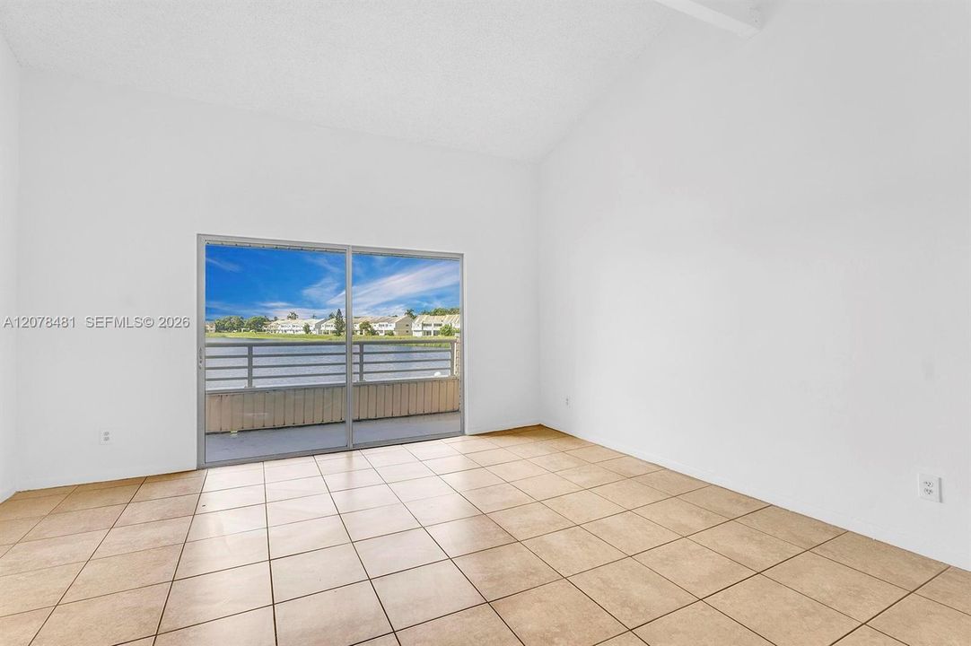 For Rent: $2,150 (2 beds, 2 baths, 1096 Square Feet)