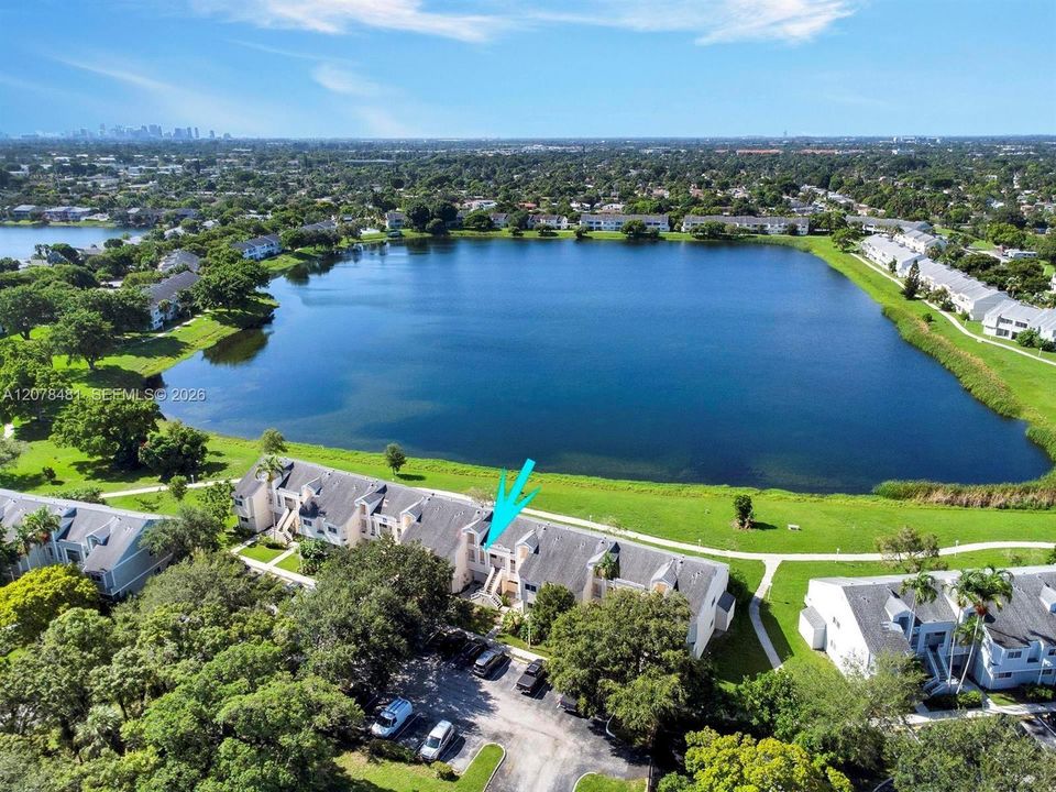 For Rent: $2,150 (2 beds, 2 baths, 1096 Square Feet)