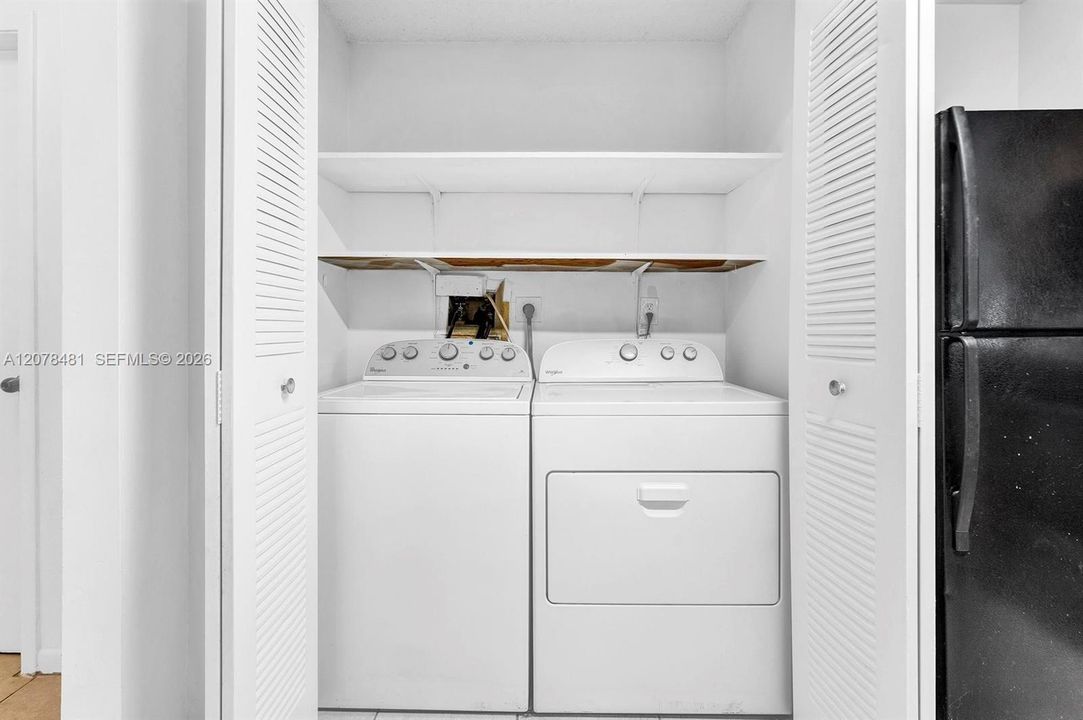 For Rent: $2,150 (2 beds, 2 baths, 1096 Square Feet)