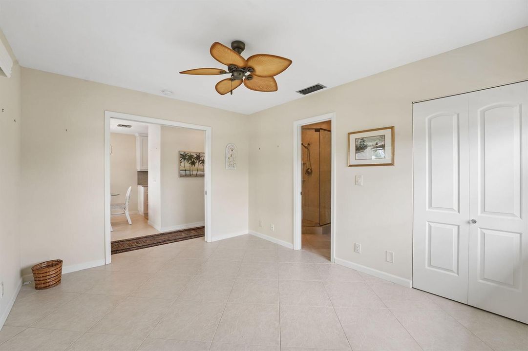Second bedroom