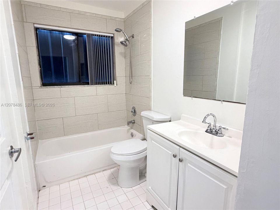 For Rent: $3,200 (4 beds, 2 baths, 2420 Square Feet)