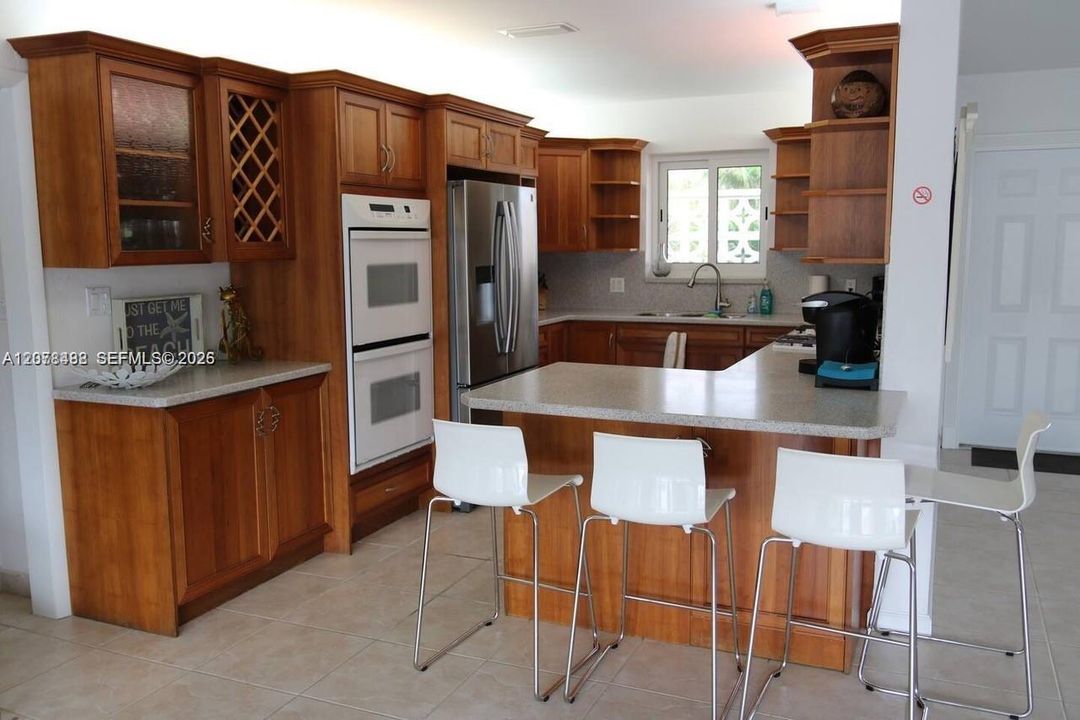 En Renta: $6,000 (3 camas, 2 baños, 2020 Pies cuadrados)