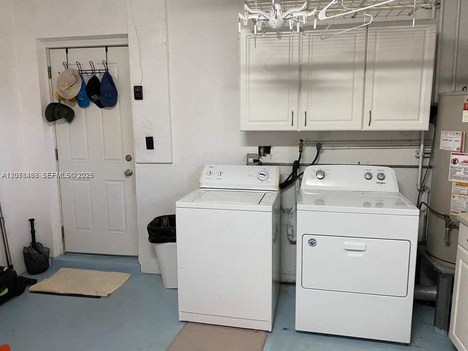 En Renta: $6,000 (3 camas, 2 baños, 2020 Pies cuadrados)