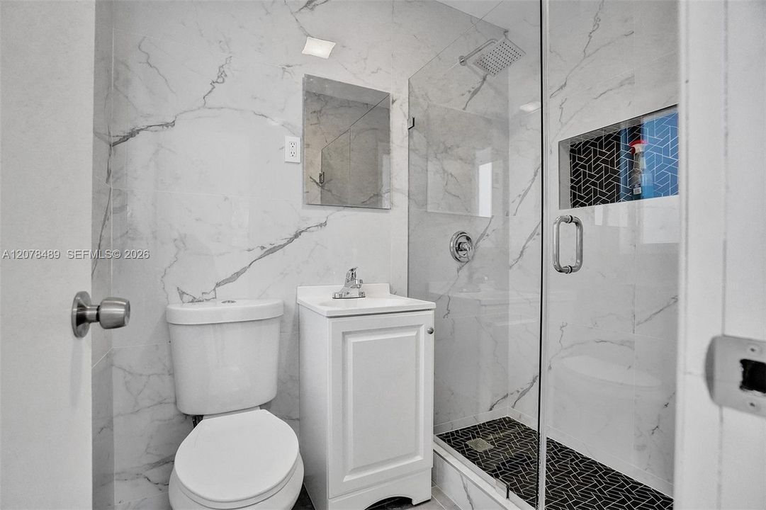 На продажу: $799,000 (0 спален, 0 ванн, 1876 Квадратных фут)