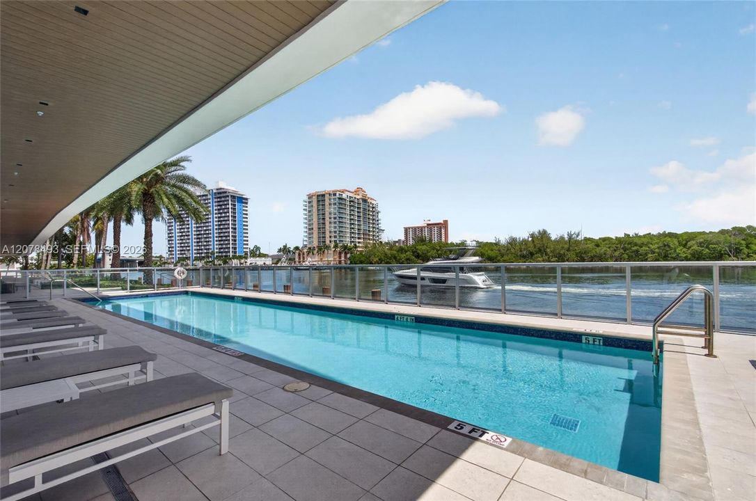 For Sale: $5,677,000 (3 beds, 3 baths, 4295 Square Feet)