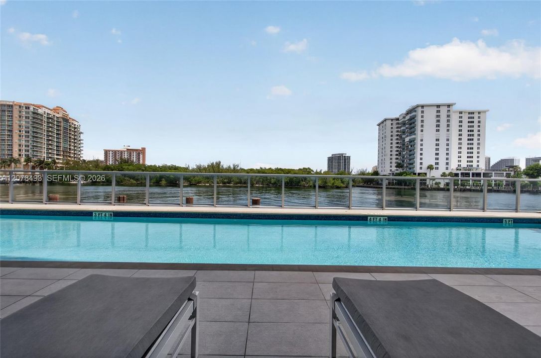 For Sale: $5,677,000 (3 beds, 3 baths, 4295 Square Feet)