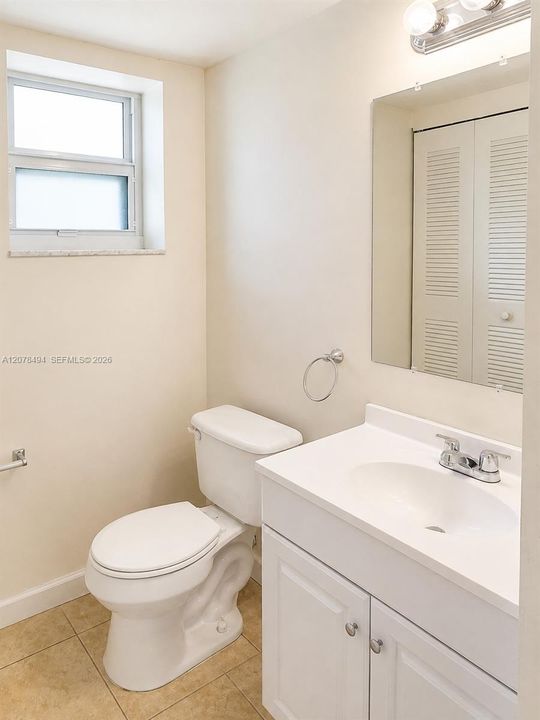 For Rent: $1,850 (1 beds, 1 baths, 800 Square Feet)