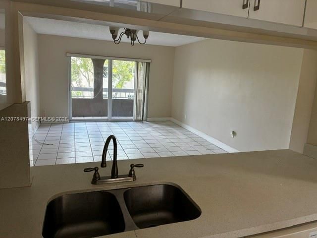 En Venta: $320,000 (2 camas, 1 baños, 804 Pies cuadrados)