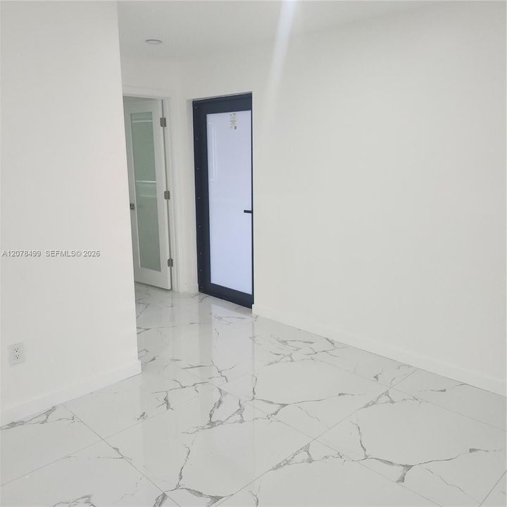 En Venta: $650,000 (3 camas, 1 baños, 1152 Pies cuadrados)