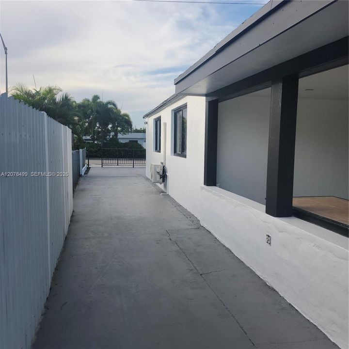 En Venta: $650,000 (3 camas, 1 baños, 1152 Pies cuadrados)