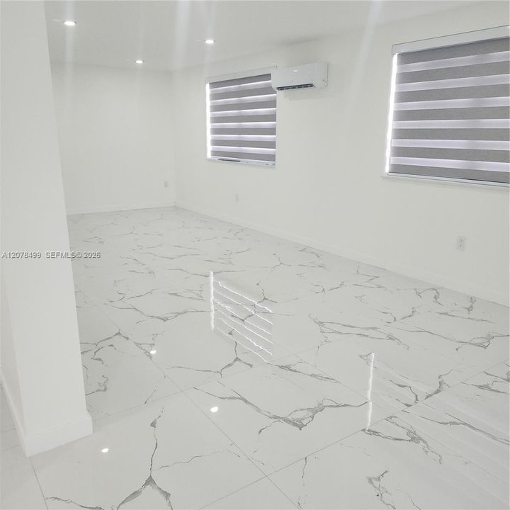En Venta: $650,000 (3 camas, 1 baños, 1152 Pies cuadrados)