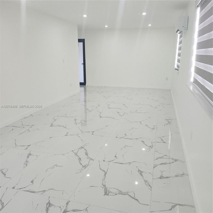 En Venta: $650,000 (3 camas, 1 baños, 1152 Pies cuadrados)