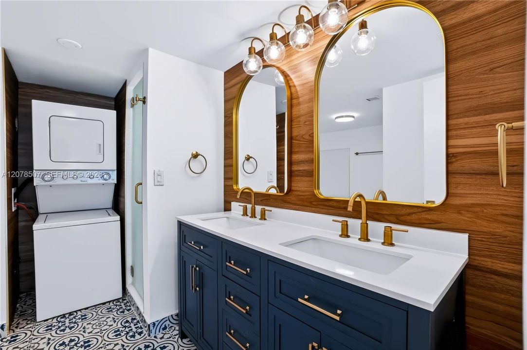 En Venta: $725,000 (1 camas, 1 baños, 1412 Pies cuadrados)