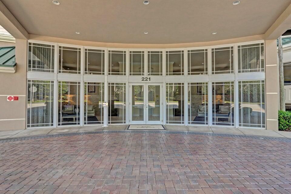 FRONT OF BUILDING 2
