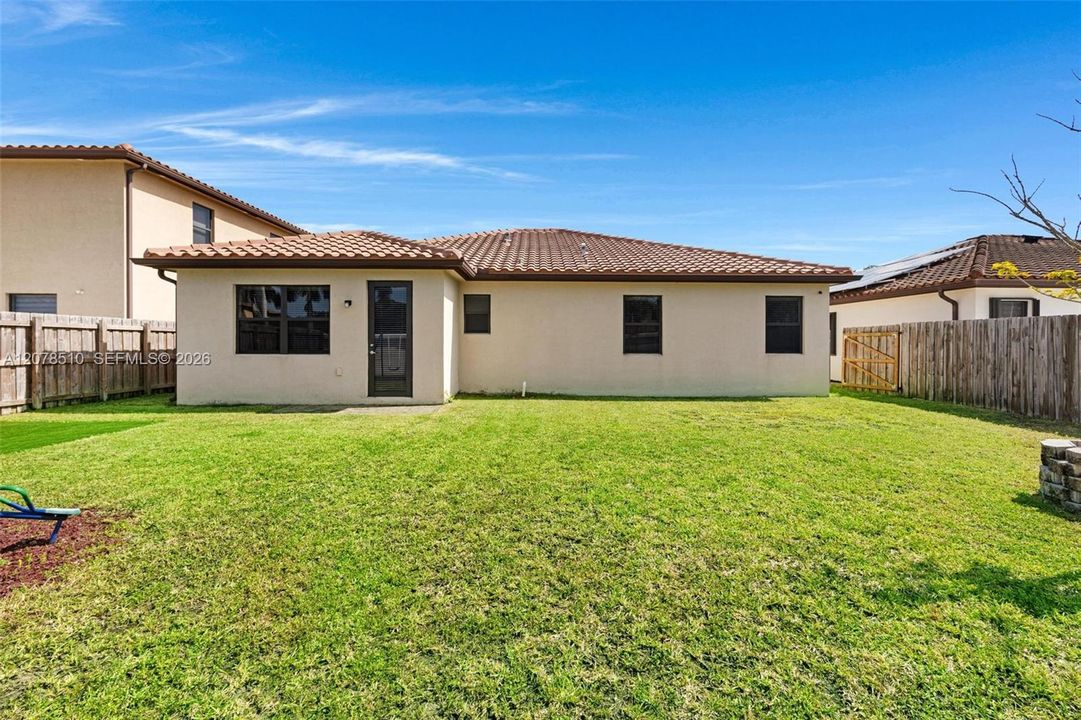 For Sale: $605,000 (4 beds, 3 baths, 2228 Square Feet)