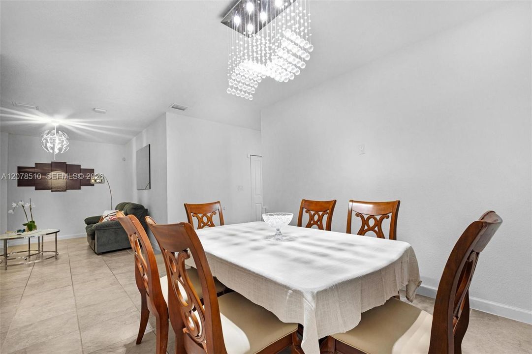 For Sale: $605,000 (4 beds, 3 baths, 2228 Square Feet)