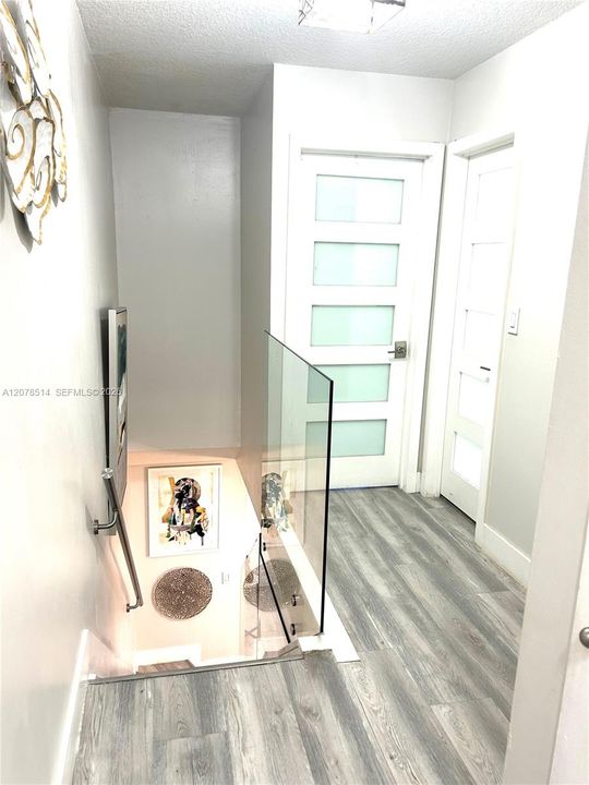 En Venta: $355,000 (2 camas, 2 baños, 1280 Pies cuadrados)