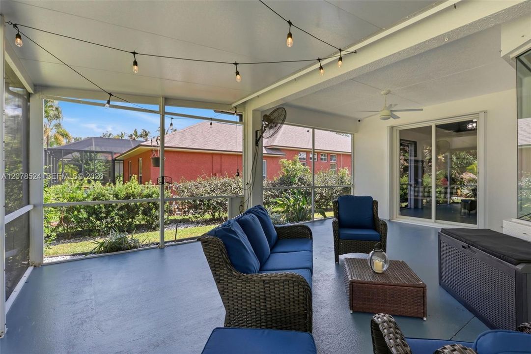 En Venta: $490,000 (3 camas, 2 baños, 2180 Pies cuadrados)