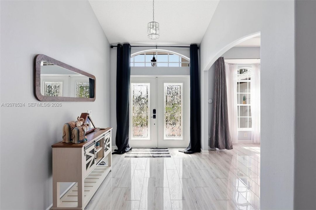 En Venta: $490,000 (3 camas, 2 baños, 2180 Pies cuadrados)