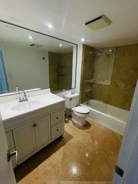 For Rent: $2,600 (2 beds, 2 baths, 1229 Square Feet)