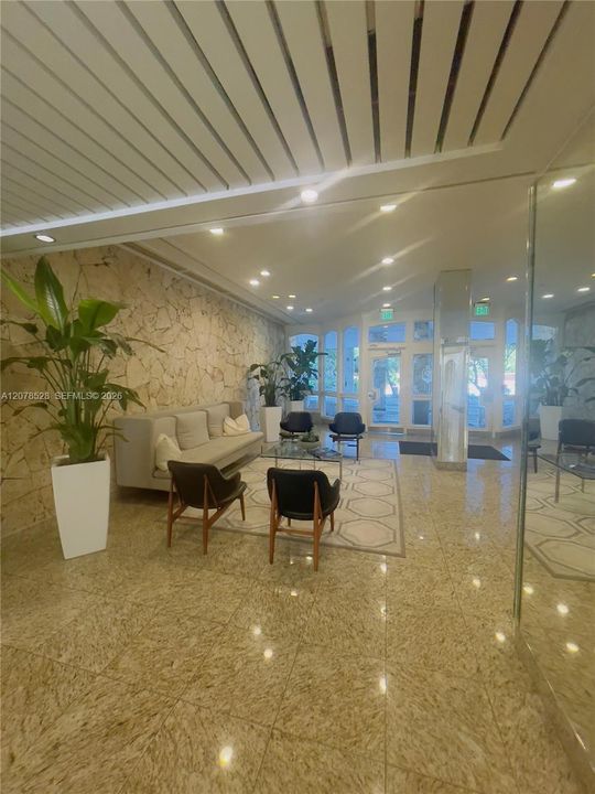For Rent: $2,600 (2 beds, 2 baths, 1229 Square Feet)