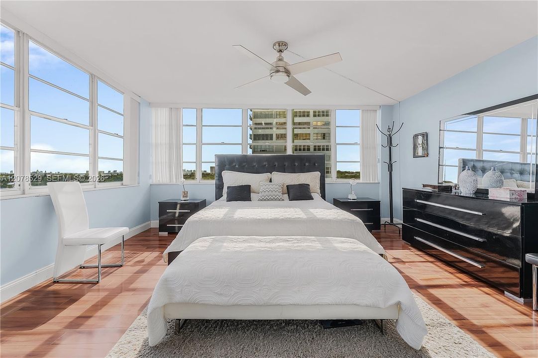 En Venta: $320,000 (2 camas, 2 baños, 1188 Pies cuadrados)