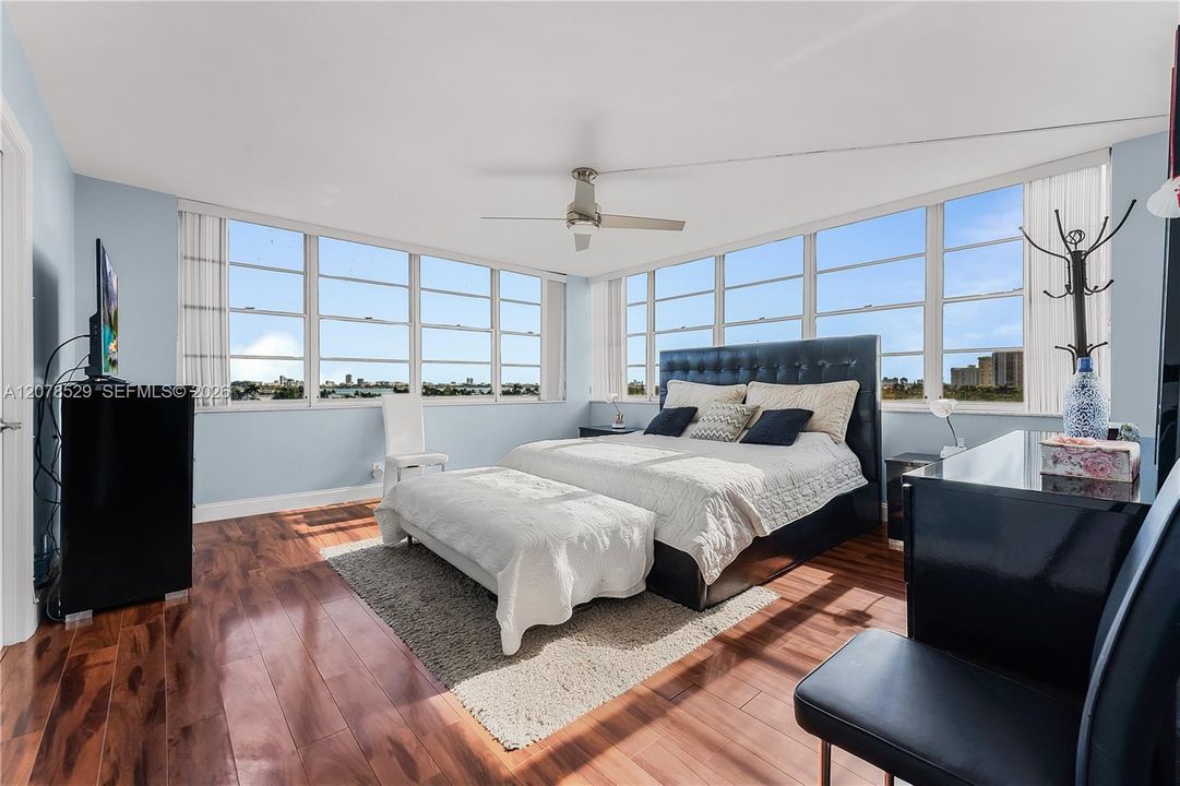 En Venta: $320,000 (2 camas, 2 baños, 1188 Pies cuadrados)